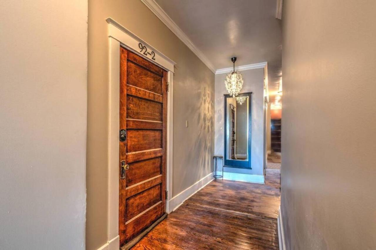 Classic Woodwork And Details In 1912 Colonial Memphis Dış mekan fotoğraf